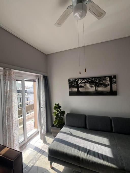 Maria'S Sunlit Apartment Pireus Zewnętrze zdjęcie